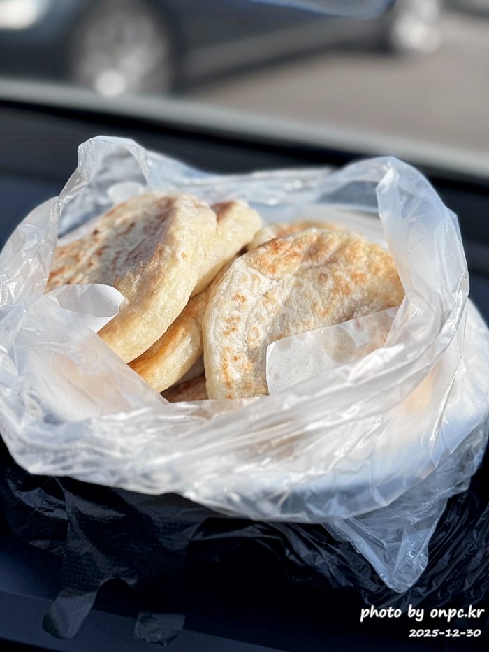 [영덕 맛집] 단돈 500원의 행복! 영덕시장 명물 '호호네호떡' 솔직 방문기