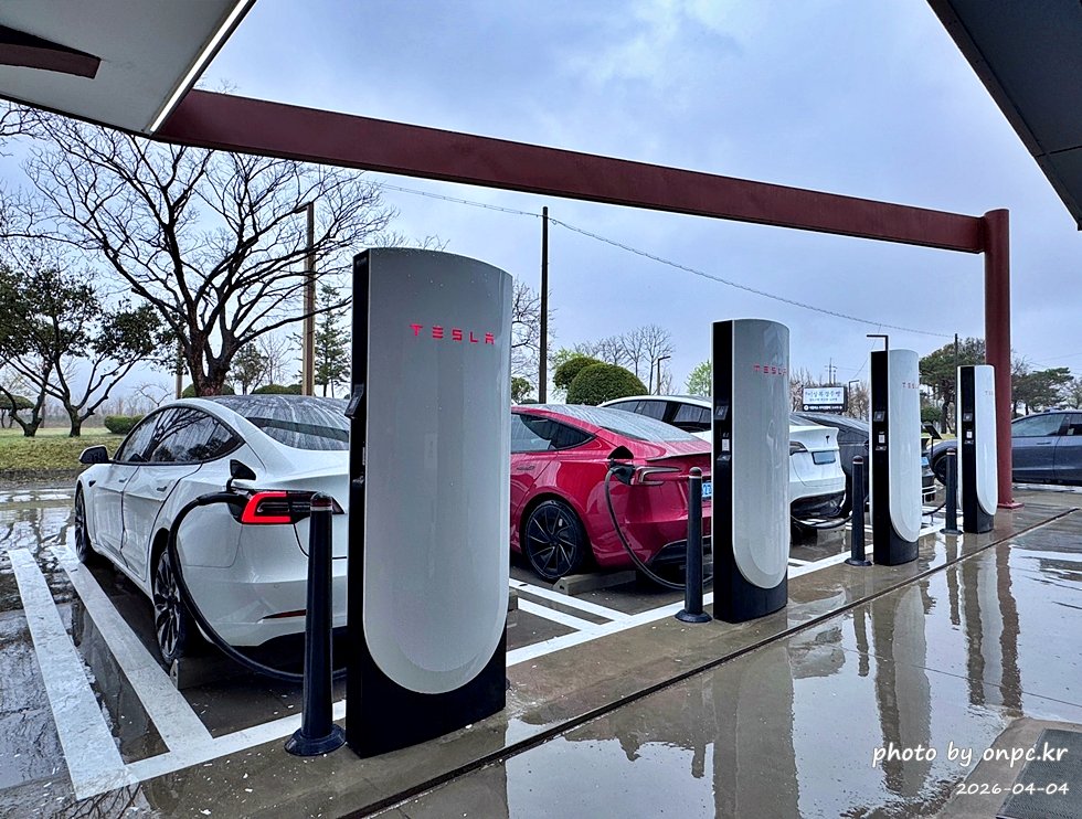 [경주] 테슬라 수퍼차저 오픈 이벤트 후기｜무료 충전 + 사이버트럭 ⚡